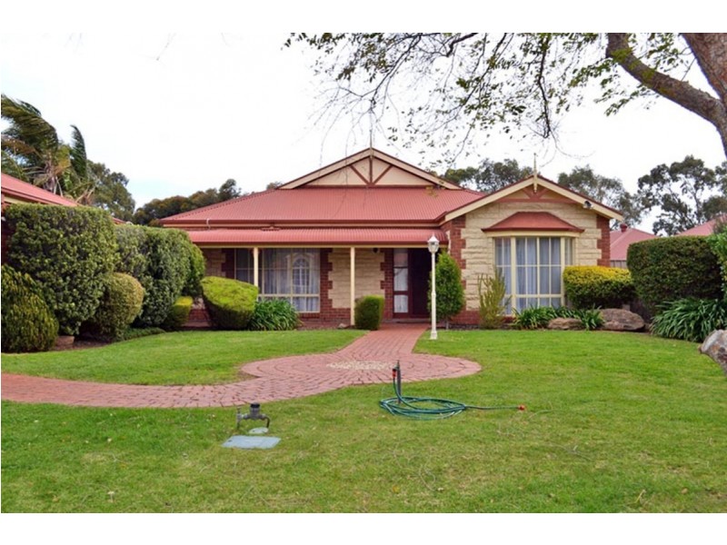 9 Dotterel Place, Seaford Rise SA 5169