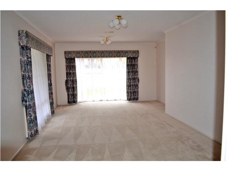 9 Dotterel Place, Seaford Rise SA 5169