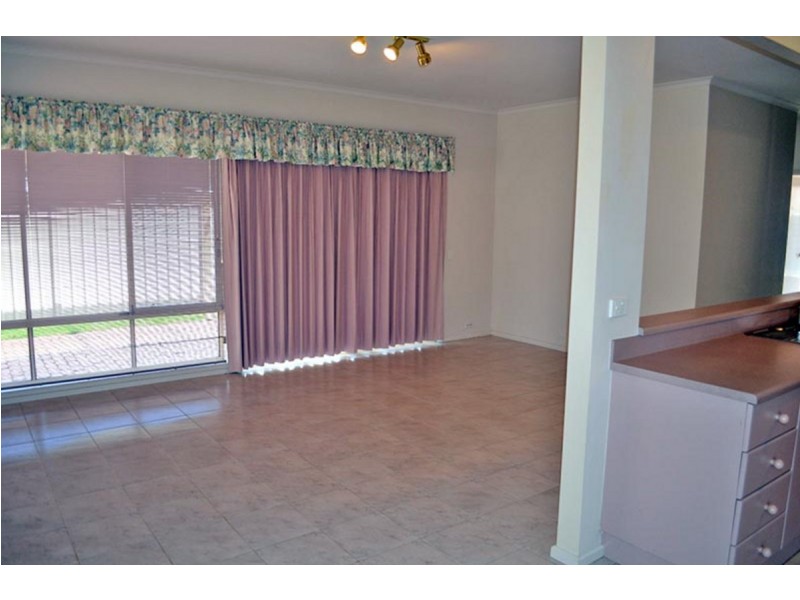 9 Dotterel Place, Seaford Rise SA 5169