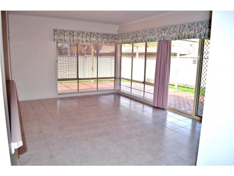 9 Dotterel Place, Seaford Rise SA 5169