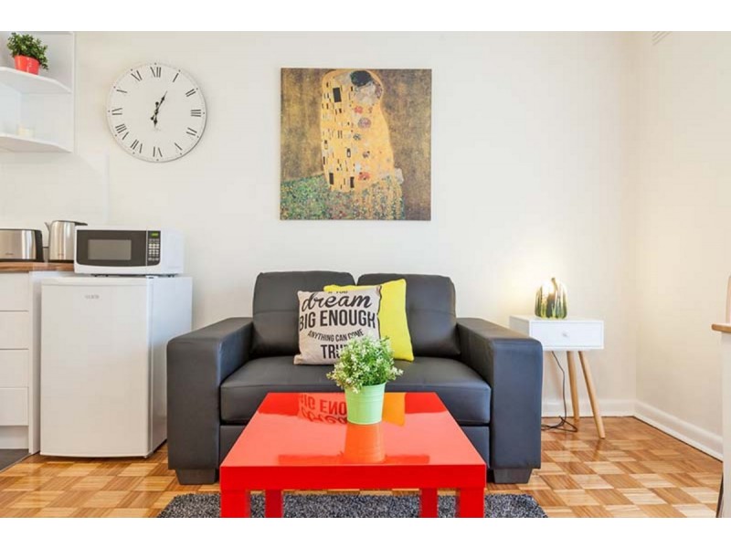 8/21 Ulupna Road, Ormond VIC 3204