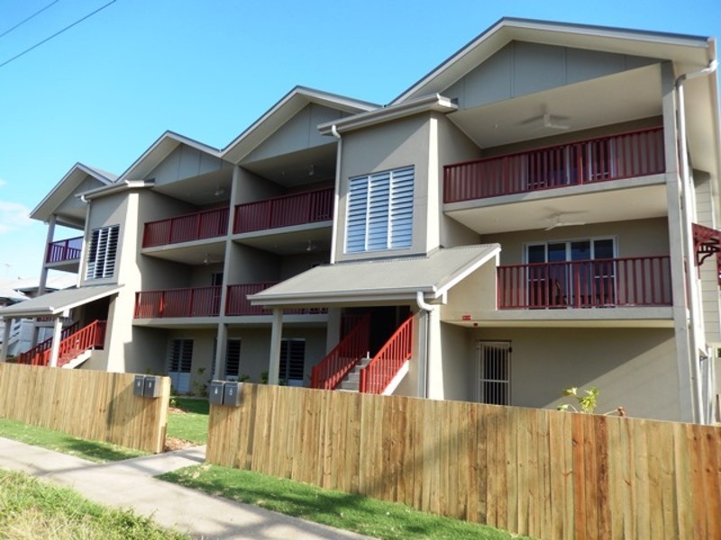 2/30 Byron Street, Mackay QLD 4740