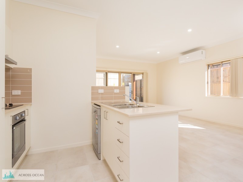 16 Troy Knight Drive, Pimpama QLD 4209