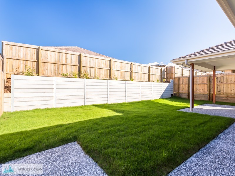 16 Troy Knight Drive, Pimpama QLD 4209