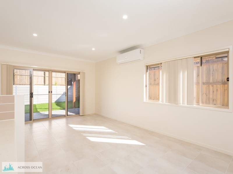 16 Troy Knight Drive, Pimpama QLD 4209