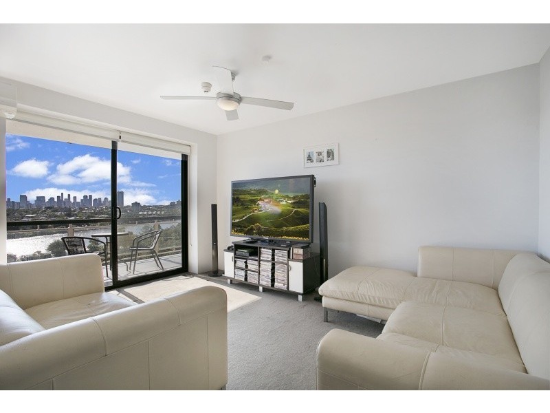 25/59 Sir Fred Schonell Drive, St Lucia QLD 4067