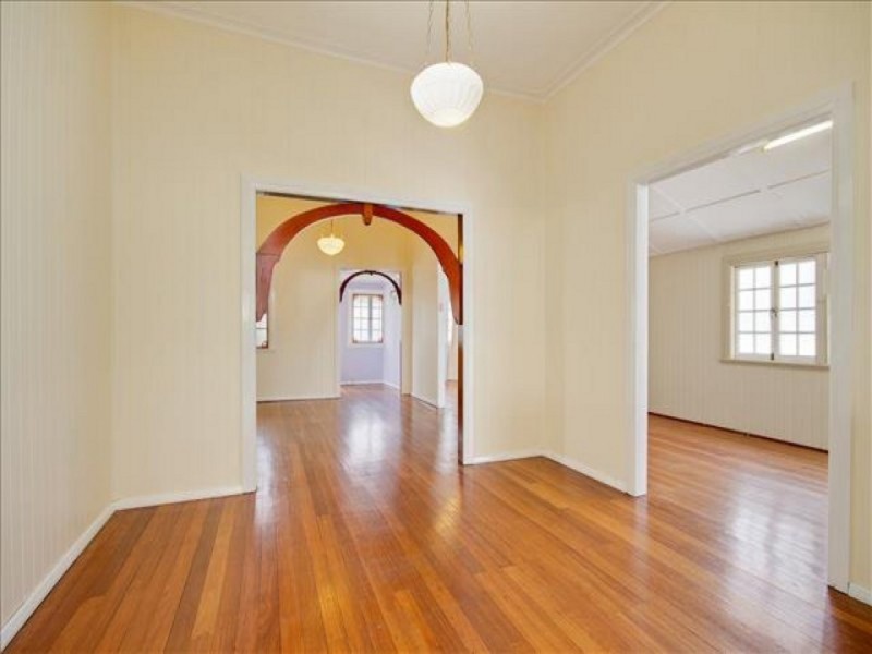 236A Aumuller Street, Westcourt QLD 4870