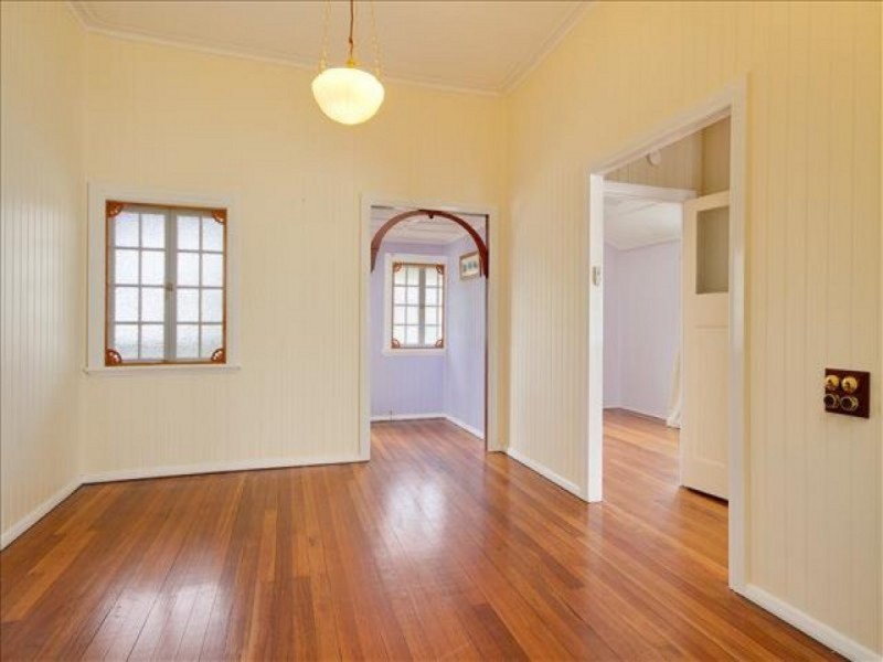 236A Aumuller Street, Westcourt QLD 4870