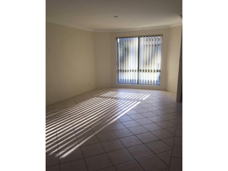 2/96 Alexander Drive, Dianella WA 6059