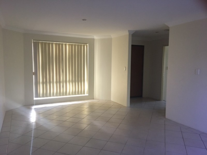 2/96 Alexander Drive, Dianella WA 6059