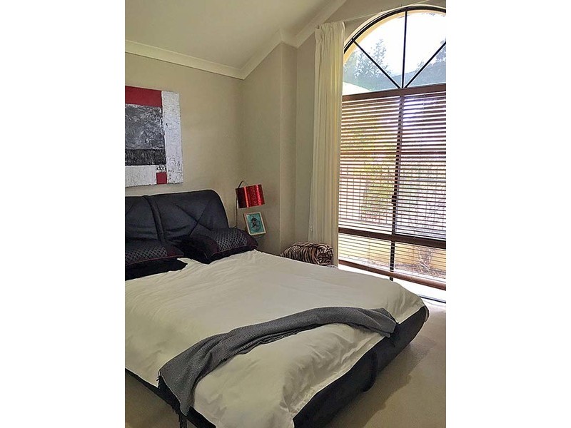 11 Bernard Street, West Leederville WA 6007