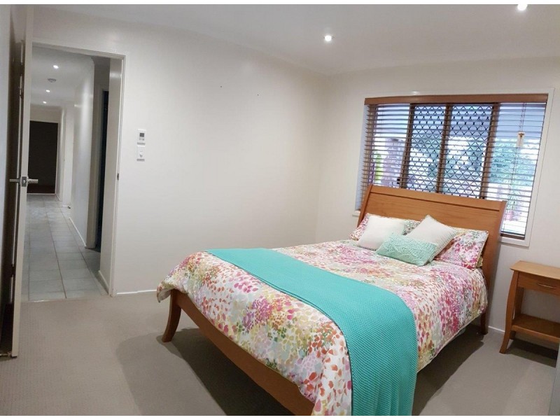 37 Mandalay Street, Fig Tree Pocket QLD 4069
