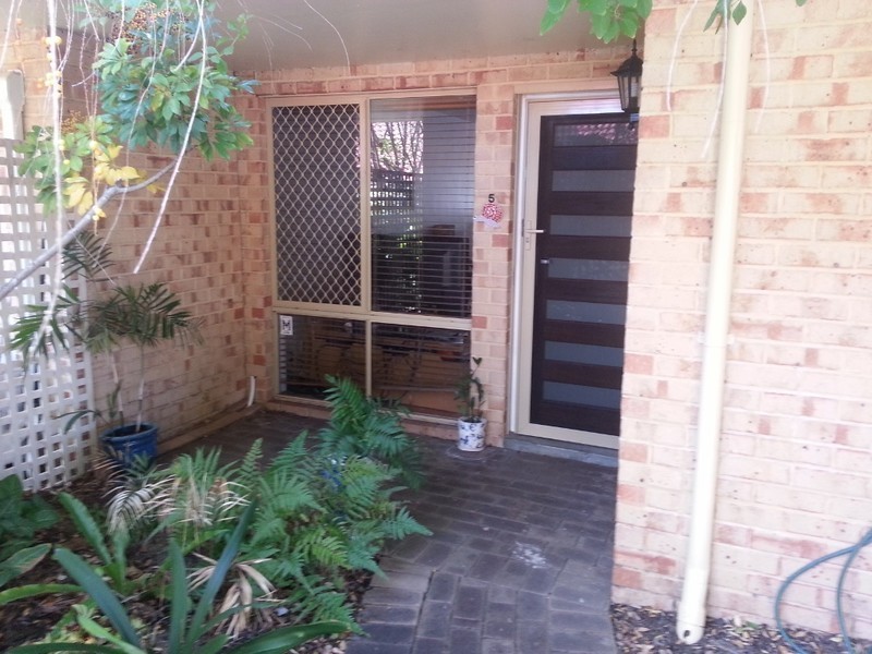 8 Aspen Close, Churchlands WA 6018