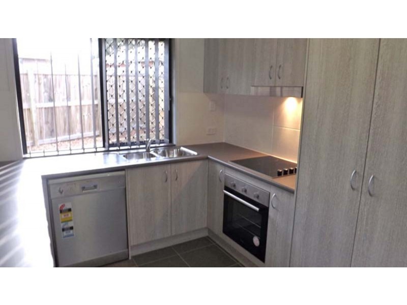 1/33 Green Park Drive, Crestmead QLD 4132