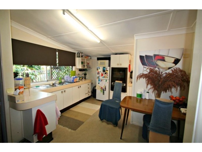 61 Cobar Street, Lota QLD 4179