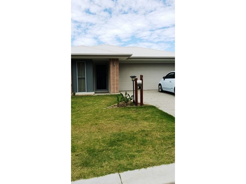 10 Bladensburg Drive, Waterford QLD 4133