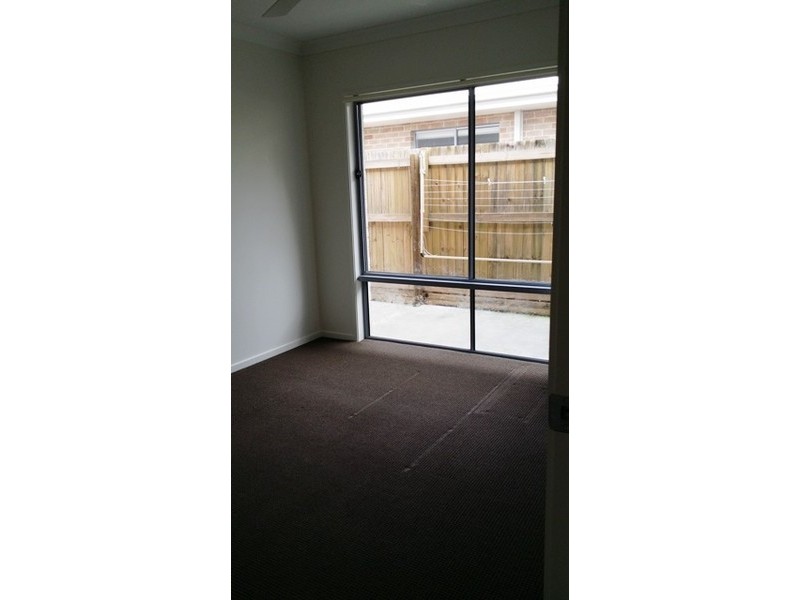 10 Bladensburg Drive, Waterford QLD 4133