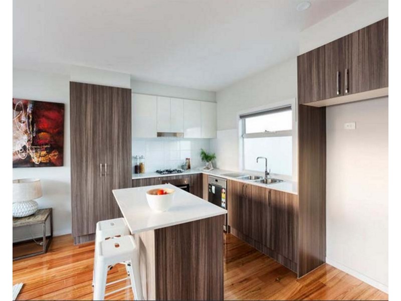 2/3 Donald Street, Brunswick VIC 3056