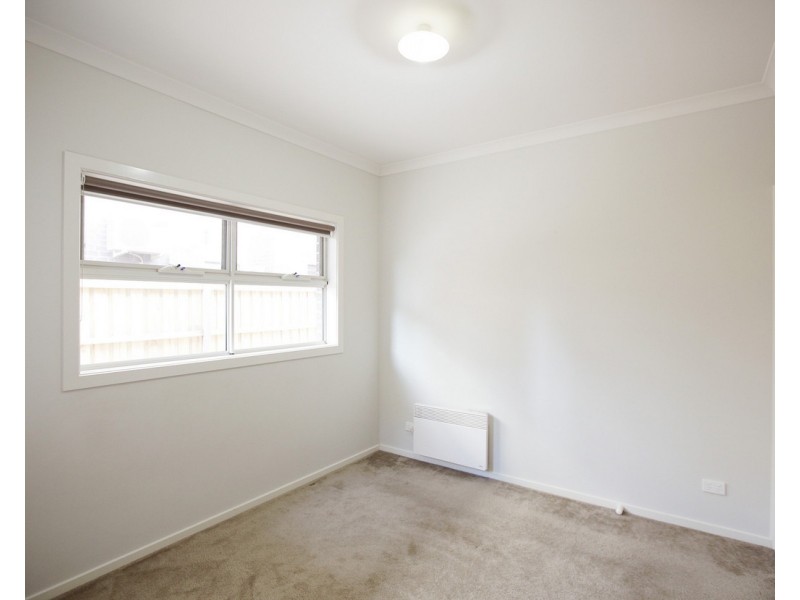 2/3 Donald Street, Brunswick VIC 3056