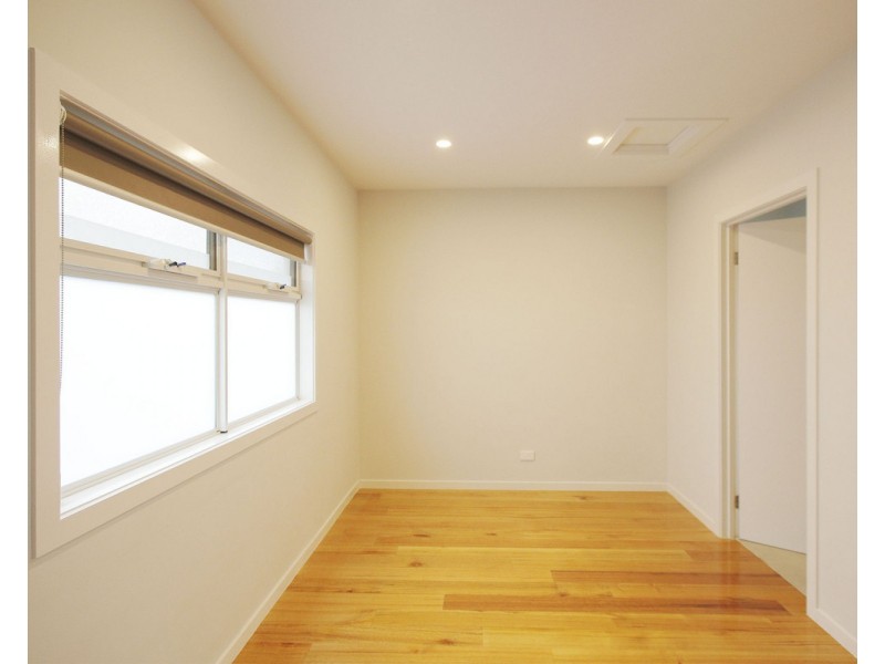 2/3 Donald Street, Brunswick VIC 3056