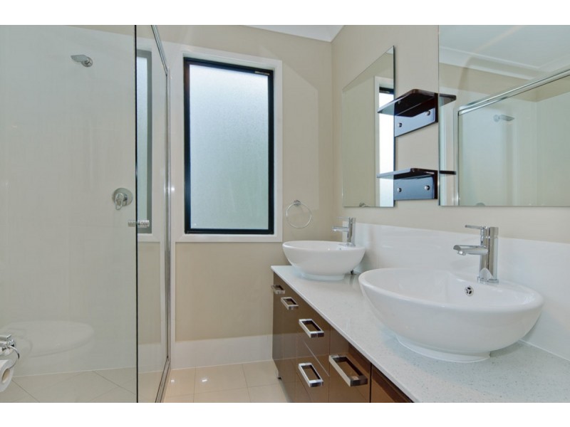 2/97A Trudy Crescent, Cornubia QLD 4130