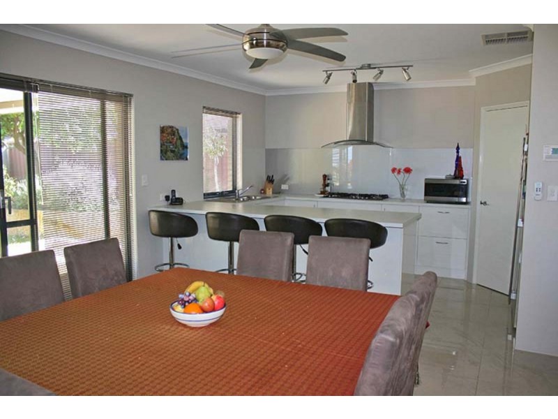10 Gilbert Street, Bayswater WA 6053