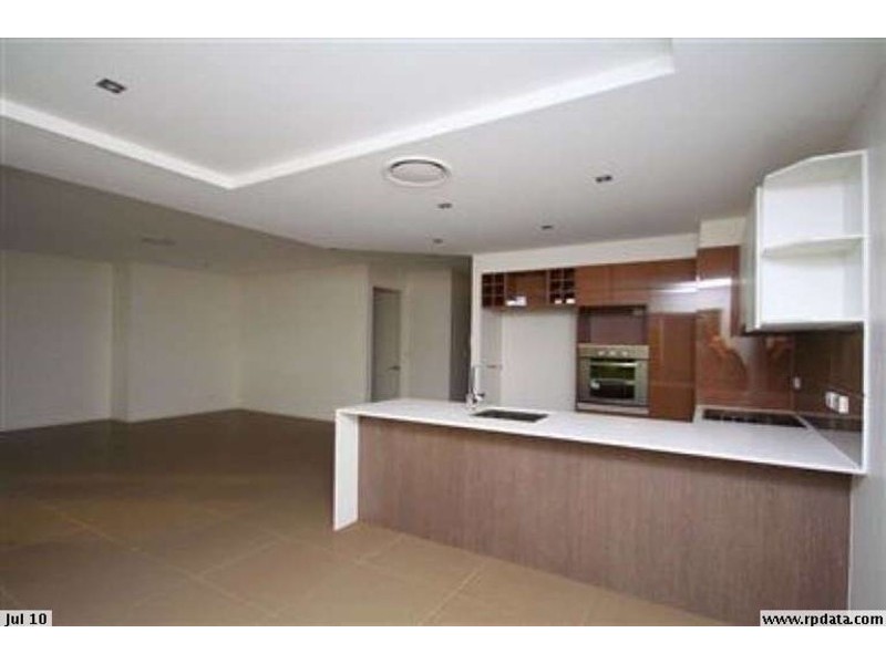 1/46 Compass Drive, Biggera Waters QLD 4216