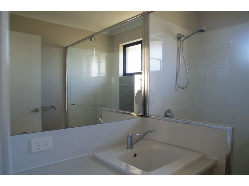 B/32 Polglase Fairway, Clarkson WA 6030