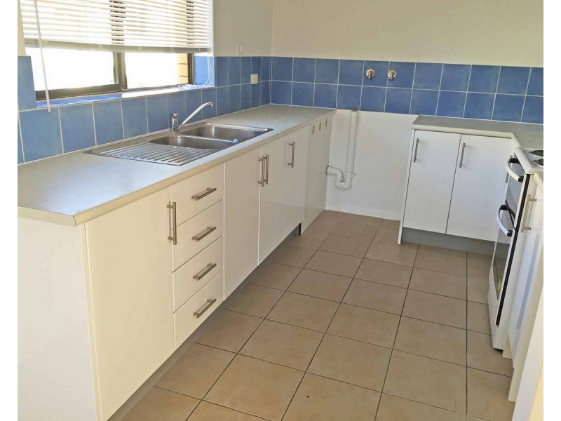 2/27 Walan Street, Mooloolaba QLD 4557