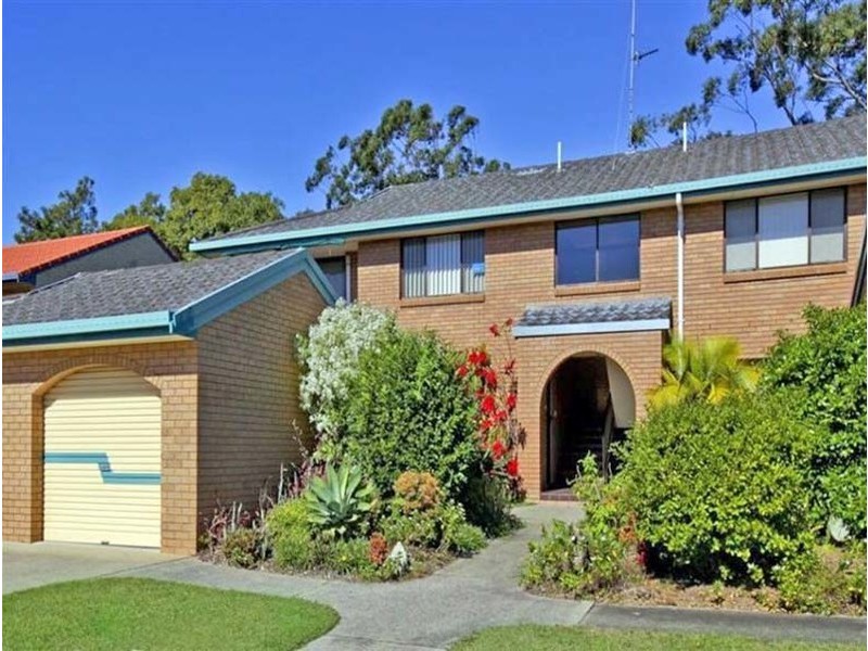 3/44 Oceanic Drive, Mermaid Waters QLD 4218