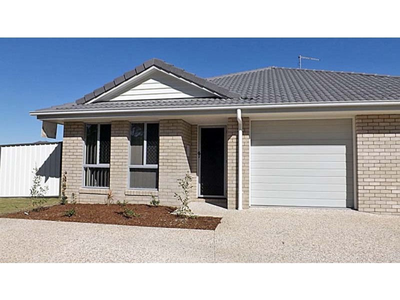 1/4 Bruce Baker Crescent, Crestmead QLD 4132