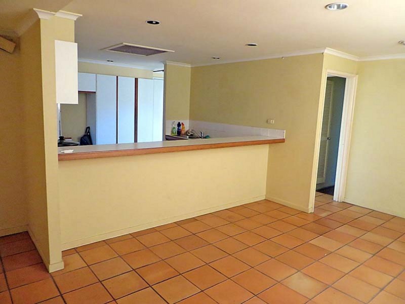 2/83 Upland Road, St Lucia QLD 4067