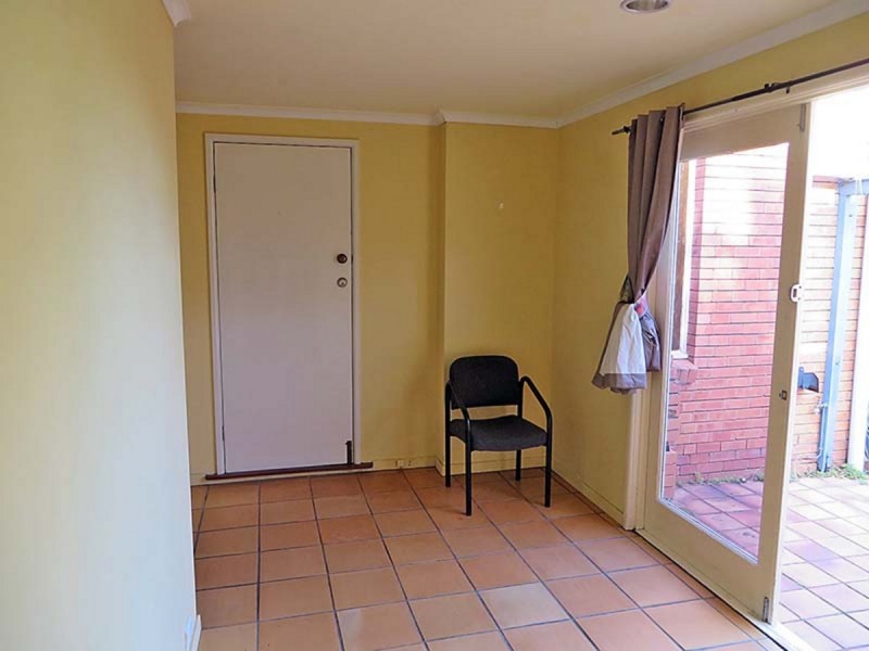 2/83 Upland Road, St Lucia QLD 4067