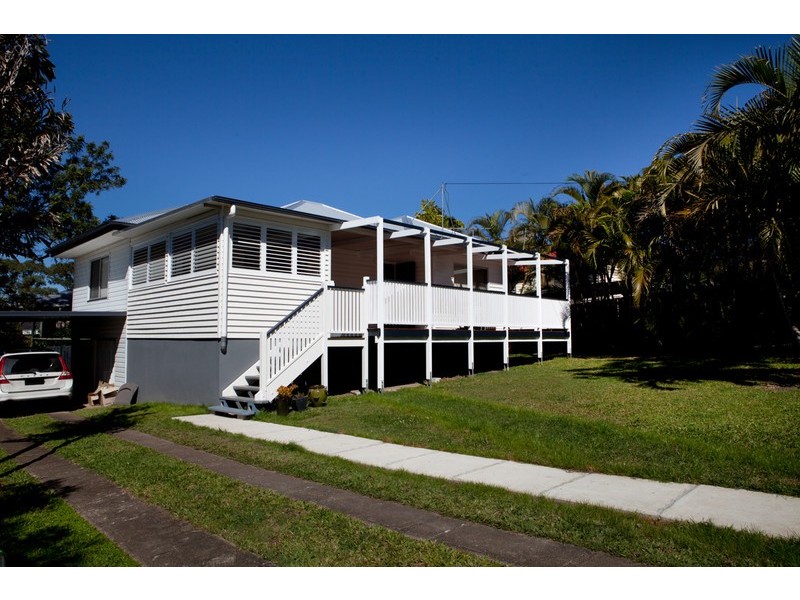 5 Uranus Avenue, Seven Hills QLD 4170