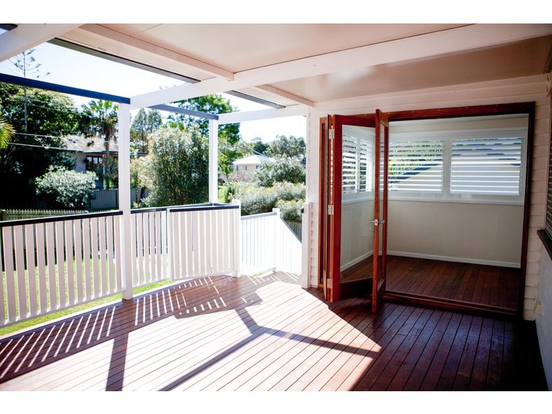 5 Uranus Avenue, Seven Hills QLD 4170