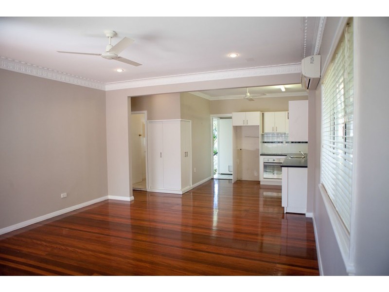 5 Uranus Avenue, Seven Hills QLD 4170