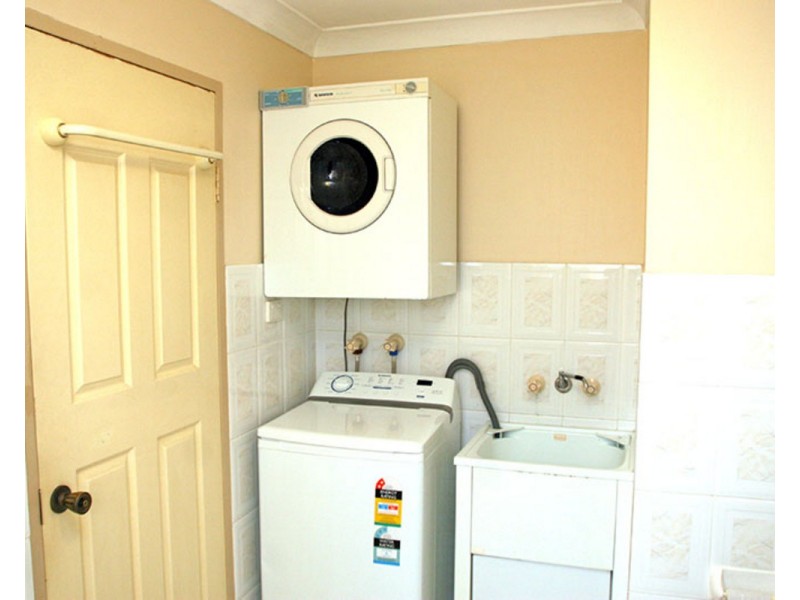 1/52 Crump Street, Holland Park West QLD 4121