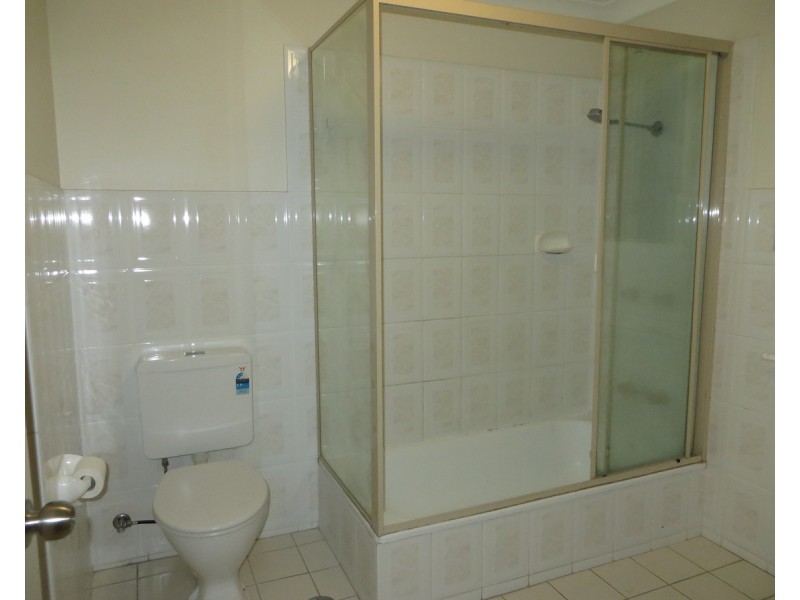 1/52 Crump Street, Holland Park West QLD 4121