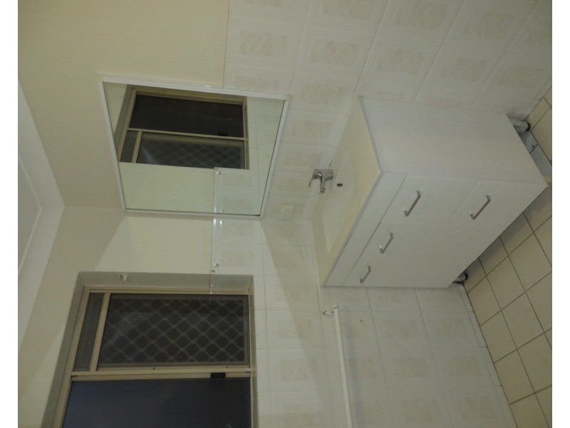 1/52 Crump Street, Holland Park West QLD 4121