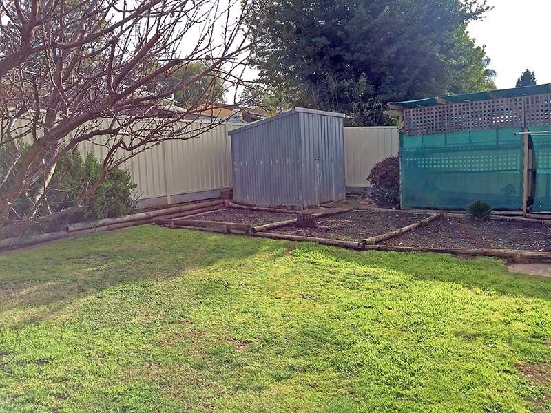 36 Knightsbridge Avenue, Valley View SA 5093