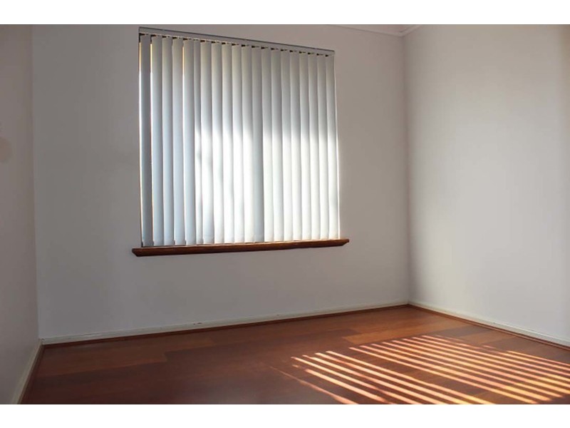 8 Brodia Place, Two Rocks WA 6037