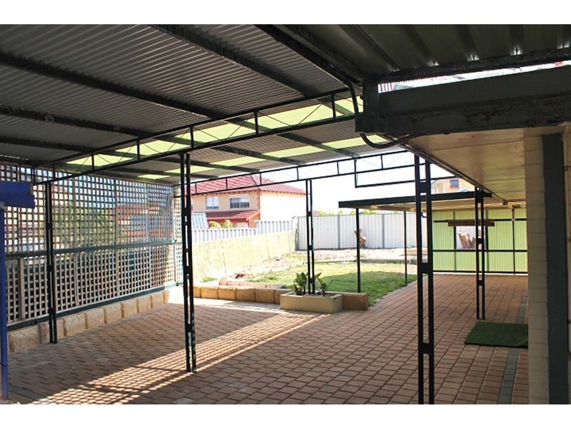 8 Brodia Place, Two Rocks WA 6037