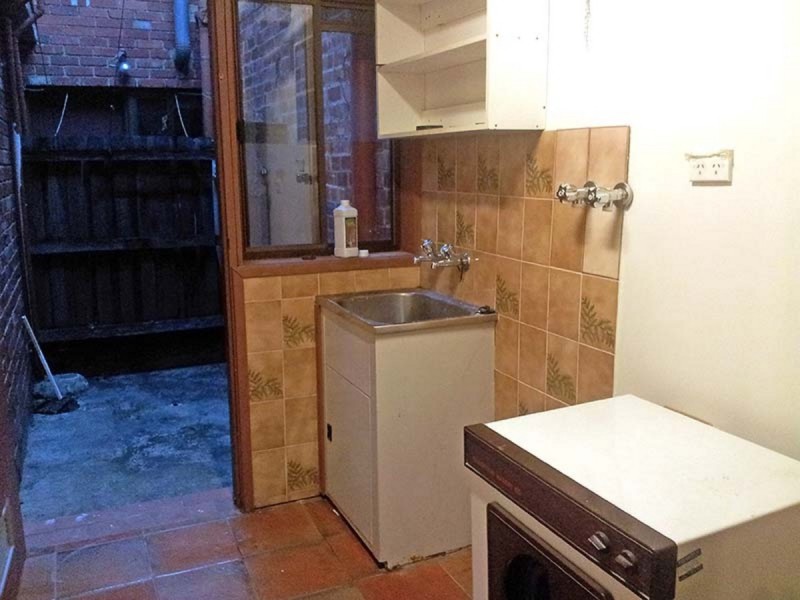 2/31 Barkly Street, Carlton VIC 3053