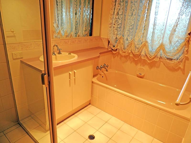 20 Audrey Court, Middle Ridge QLD 4350