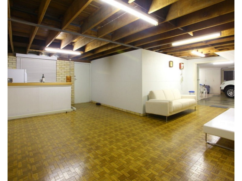 140 Johnston Street, Southport QLD 4215