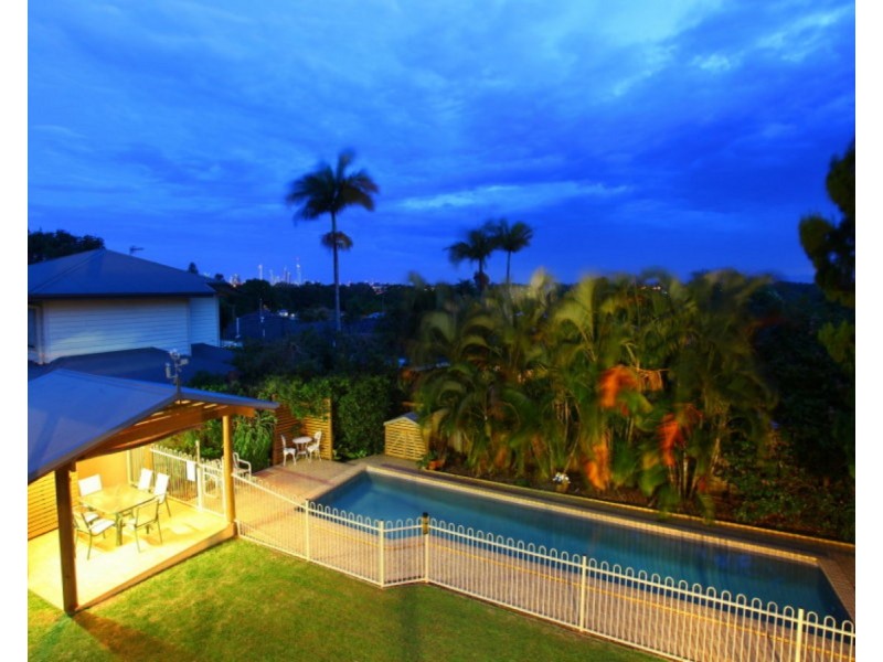 140 Johnston Street, Southport QLD 4215