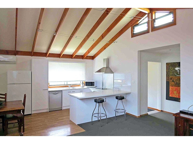 14 Bluewave Crescent, Forresters Beach NSW 2260