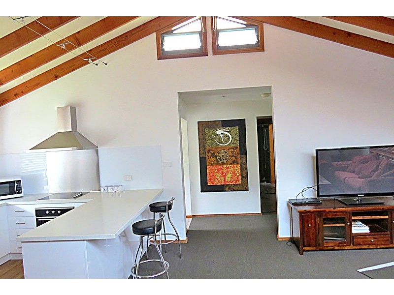 14 Bluewave Crescent, Forresters Beach NSW 2260