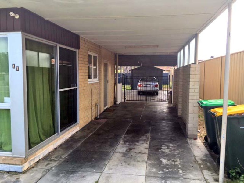 11 Ilumba Road, Nollamara WA 6061