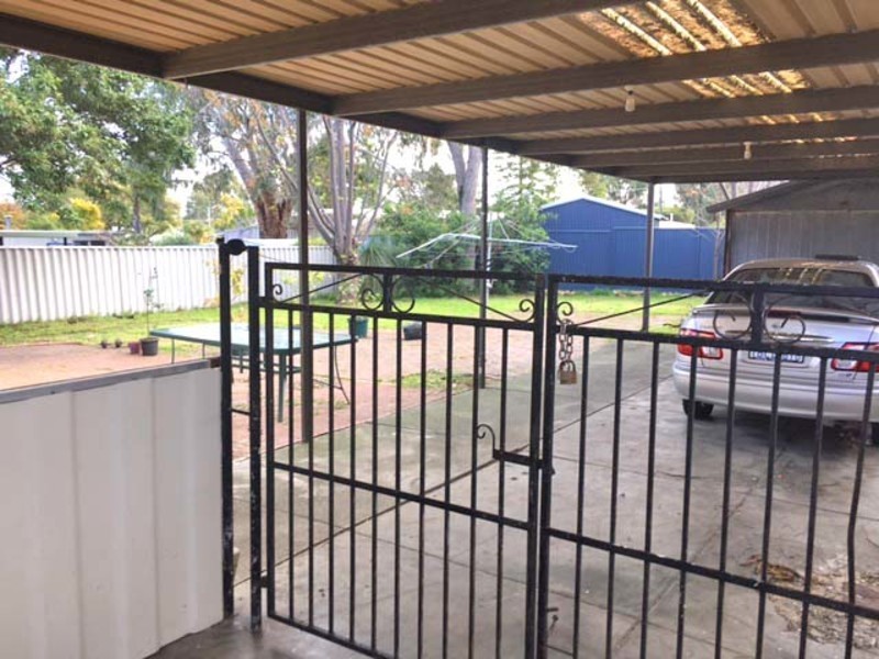 11 Ilumba Road, Nollamara WA 6061